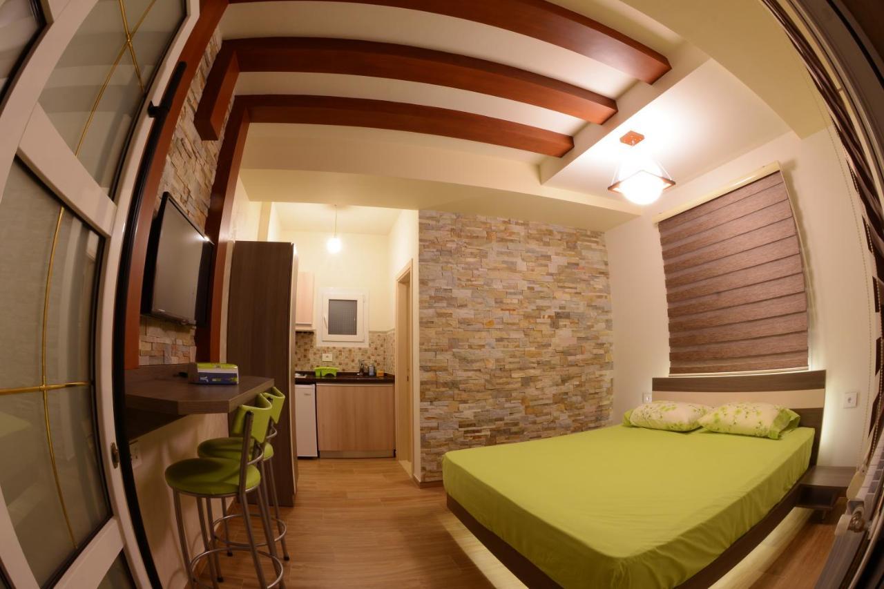 Bauhaus Chalets Apartment Бишари Экстерьер фото